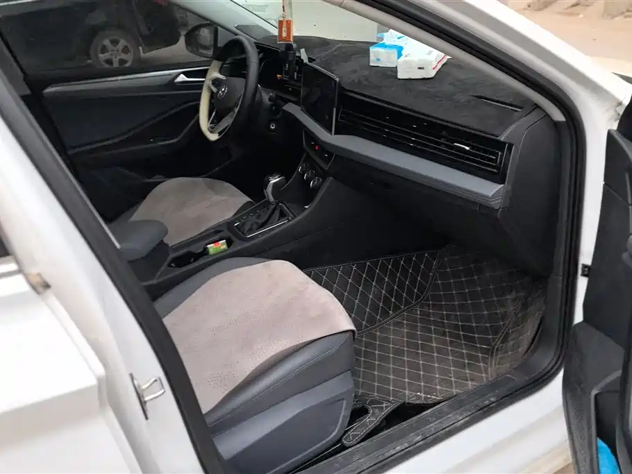 Volkswagen Sagitar 2024 200TSI DSG Flying Edition фото 8