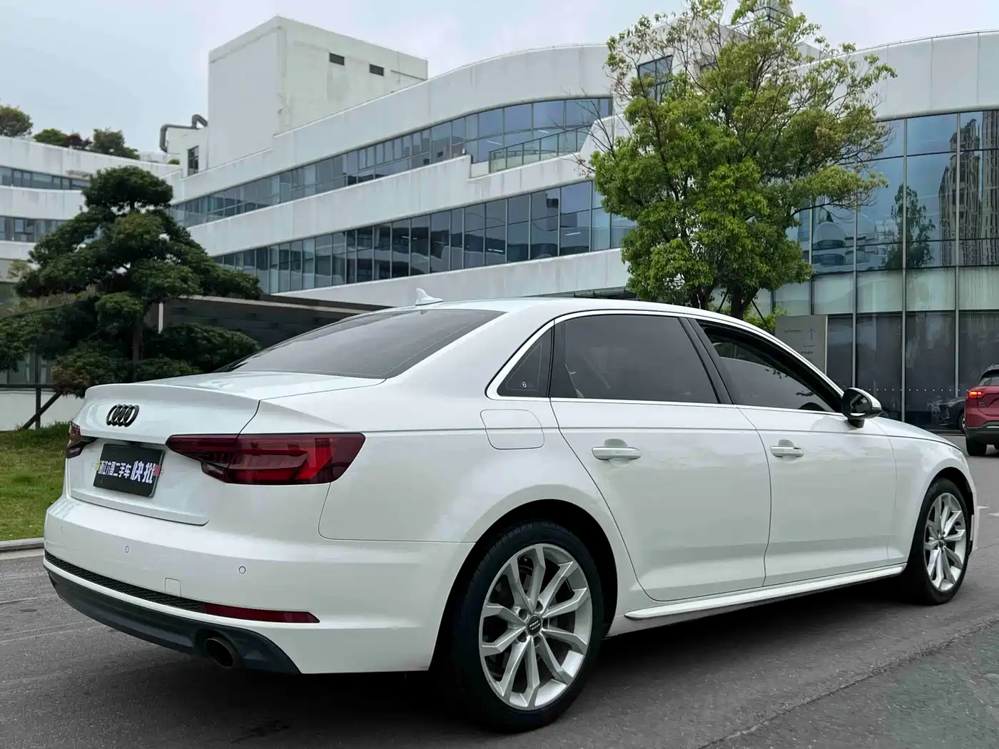 Audi A4L 2018 30th Anniversary 40 TFSI Fashion фото 11