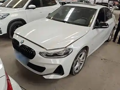 BMW 1