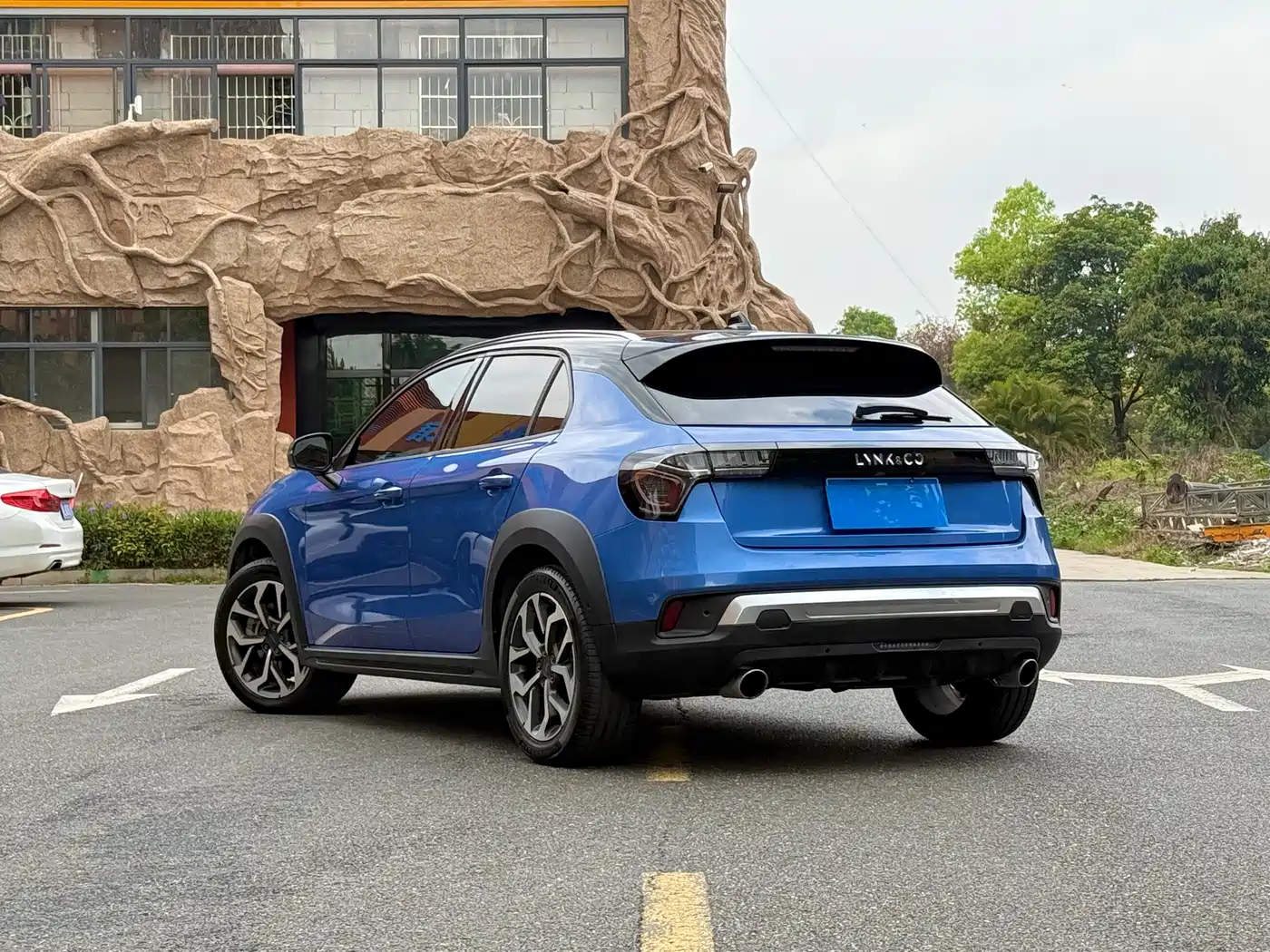 Lynk & Co 02 2018 2.0T DCT AWD Pro Edition China V фото 3