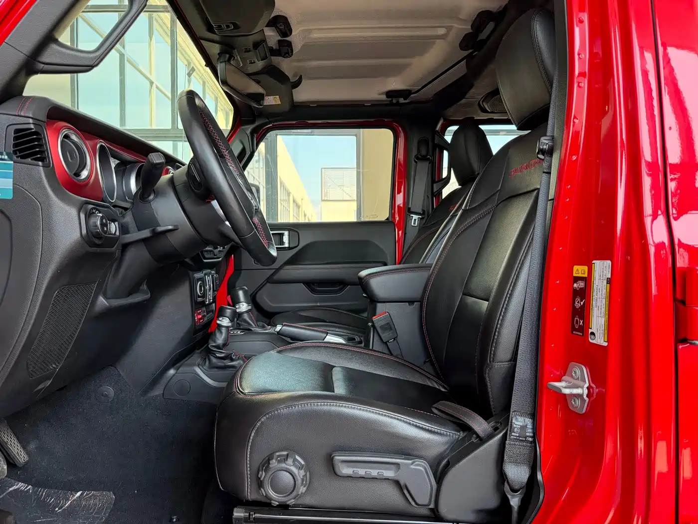 Фото 3 - Jeep Wrangler
