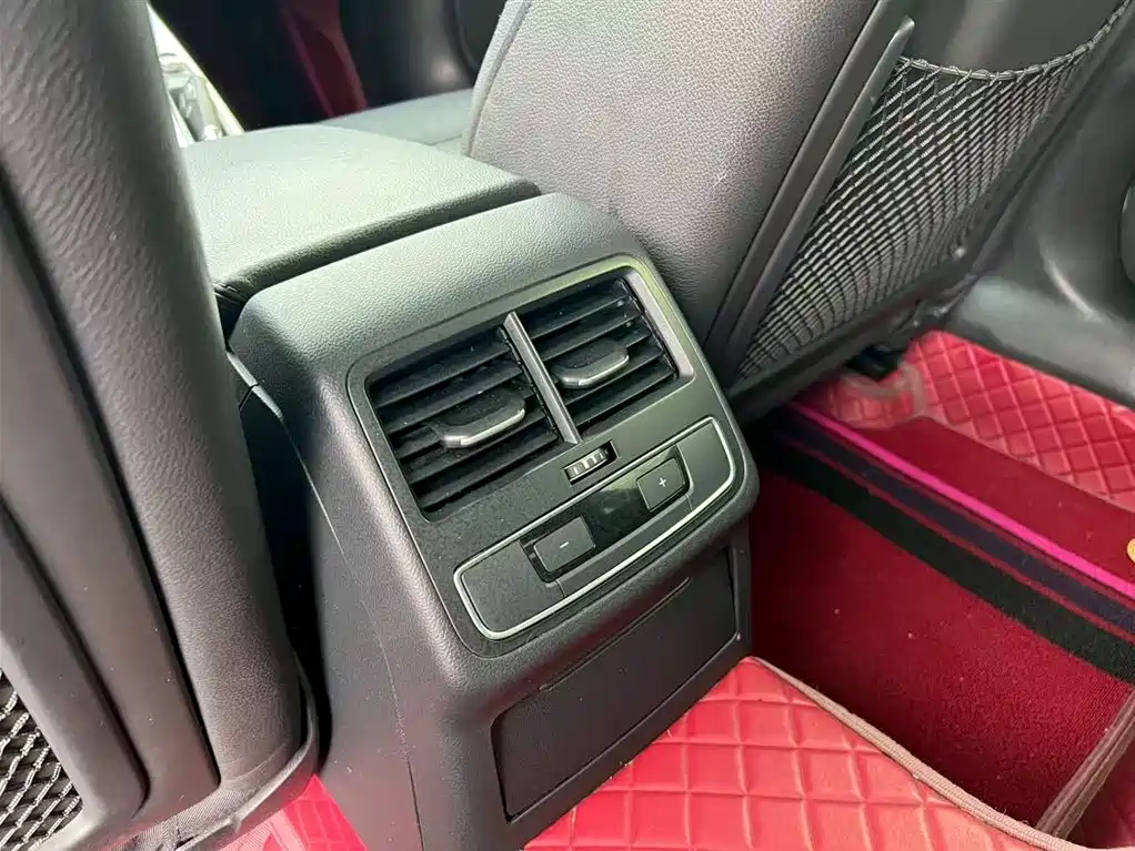 Audi A4L 2017 Plus 40 TFSI Fashion фото 10