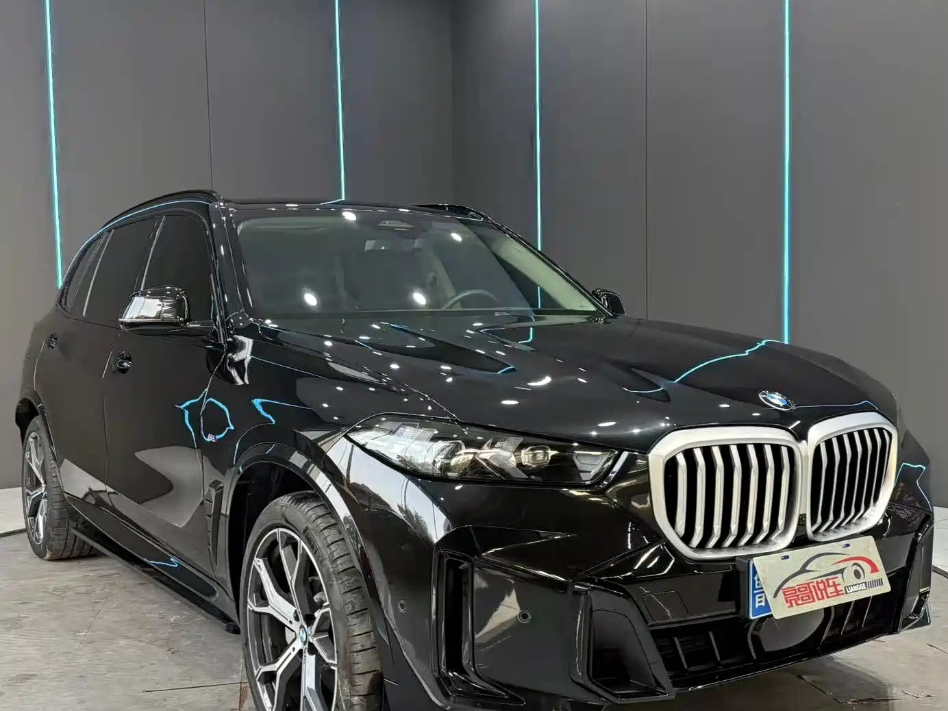 BMW X5 2026 2026 xDrive 30Li Luxury M Sport Night Edition Package