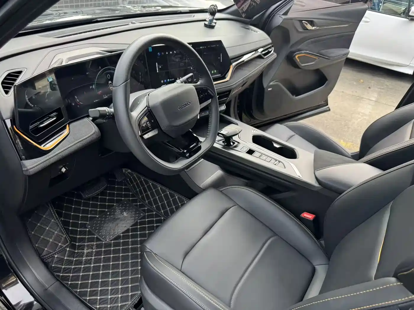 Changan Oshan X5 PLUS 2023 2023 Model Facelift 1.5T DCT Navigation