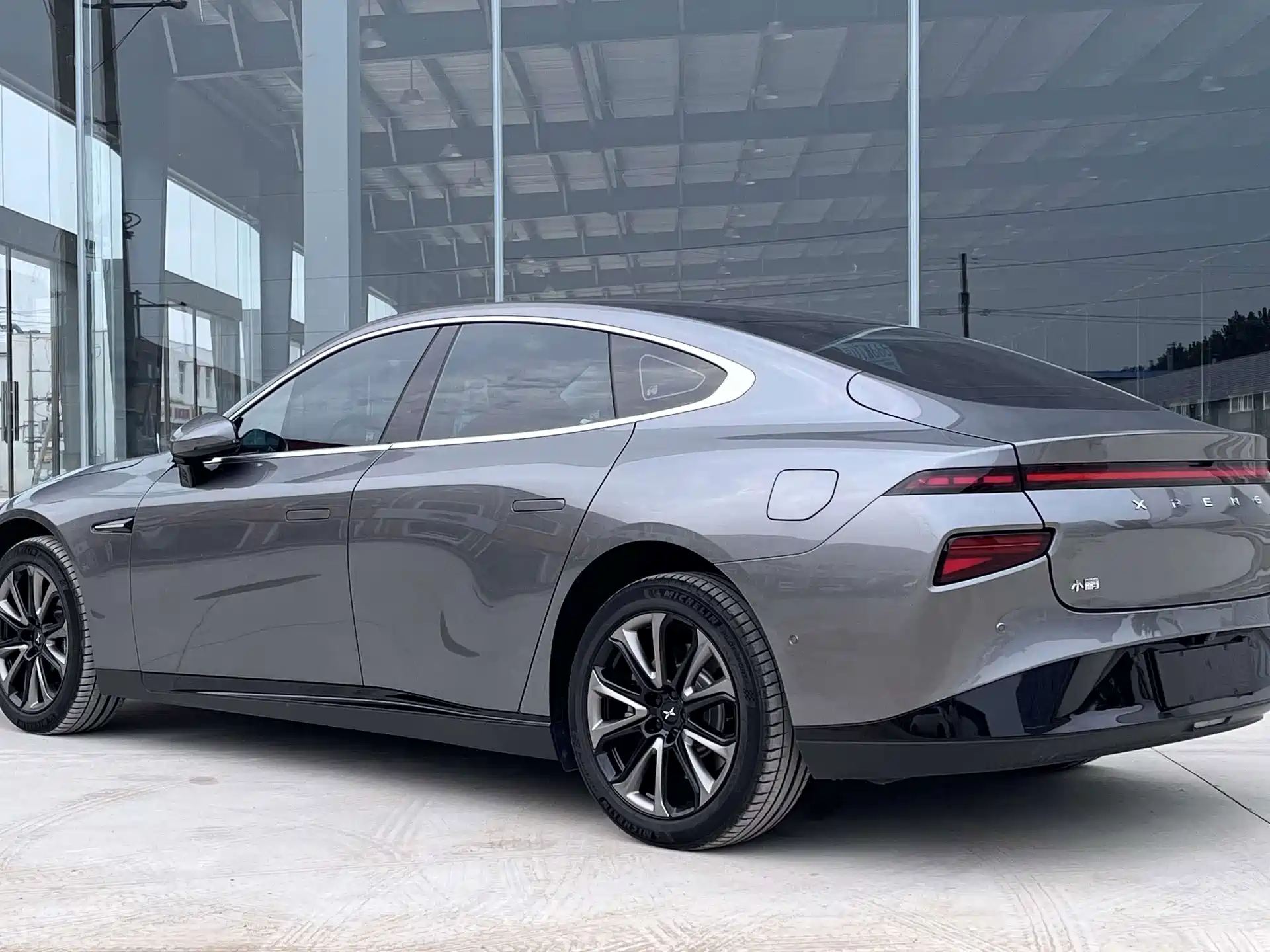 Фото 7 - XPeng P7