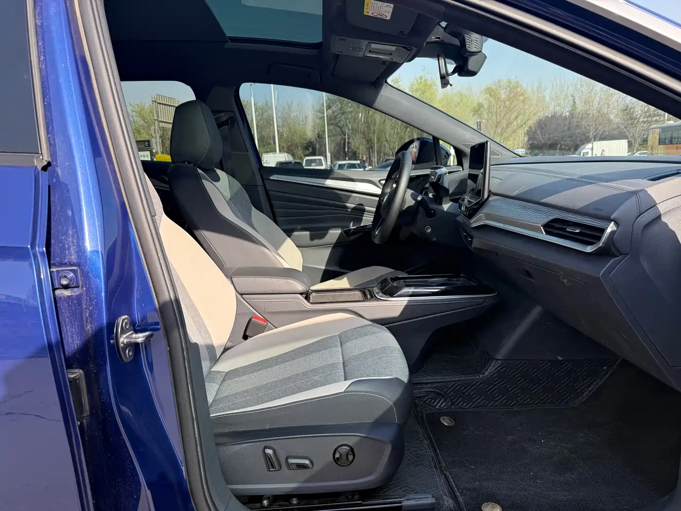 VOLKSWAGEN ID.4 CROZZ