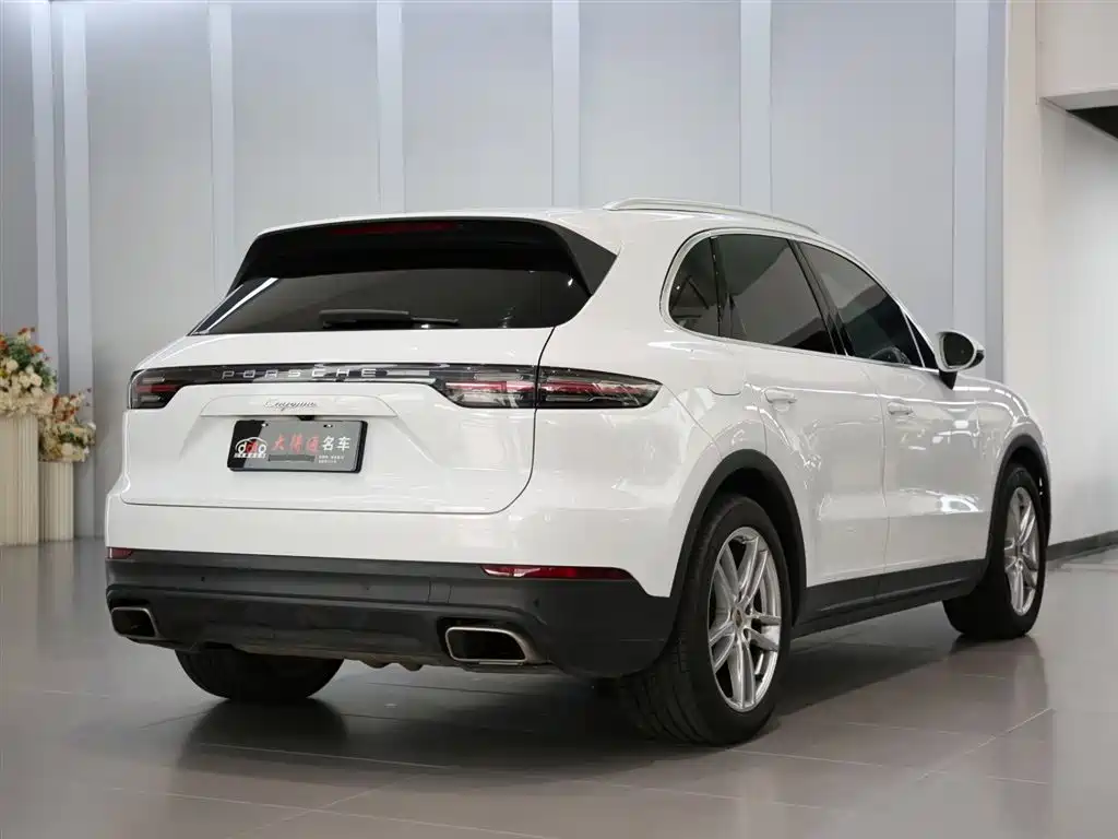 Porsche Cayenne 2018 Cayenne 3.0T фото 4