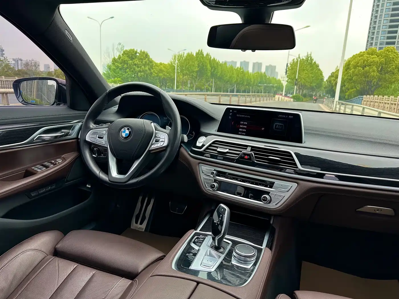 BMW 7 Series 2018 730Li Leading Type M Sport Package фото 7