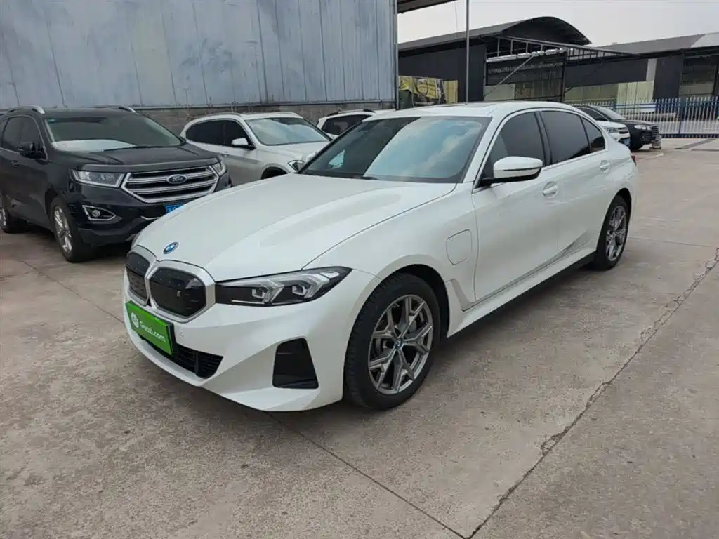 BMW i3 2024 eDrive 35 L