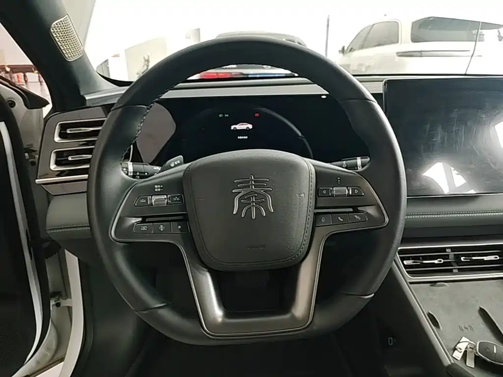 BYD Qin L 2025 2025 DM-i Smart Drive Edition 120KM Surpassing