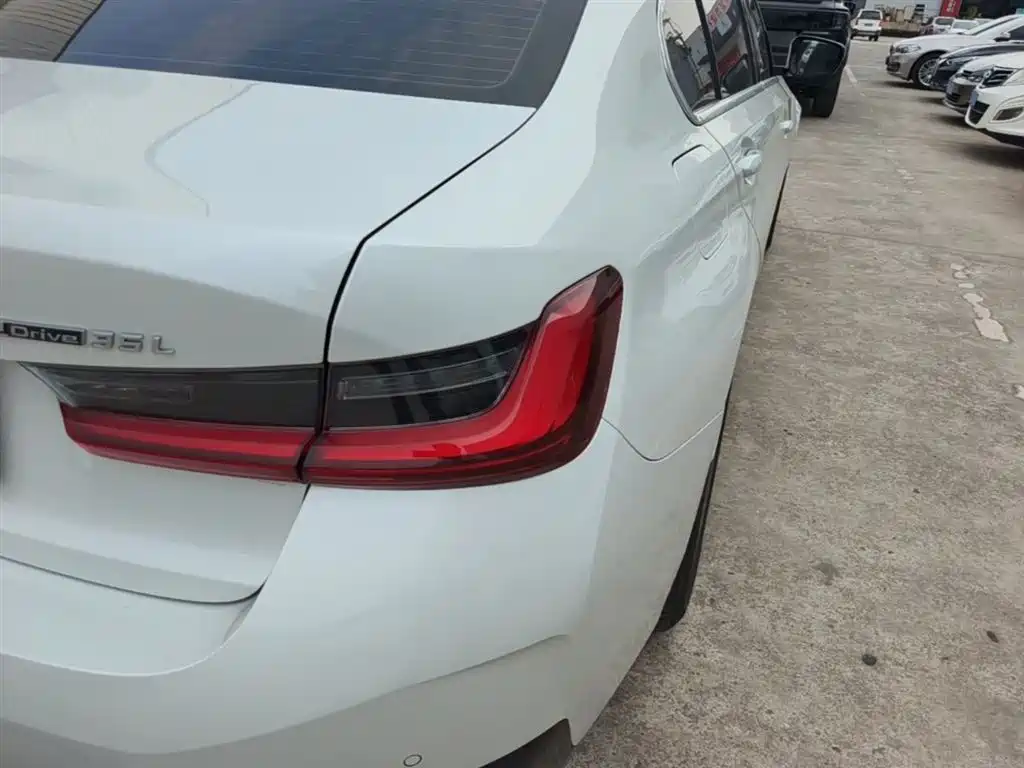 BMW i3 2024 eDrive 35 L фото 8