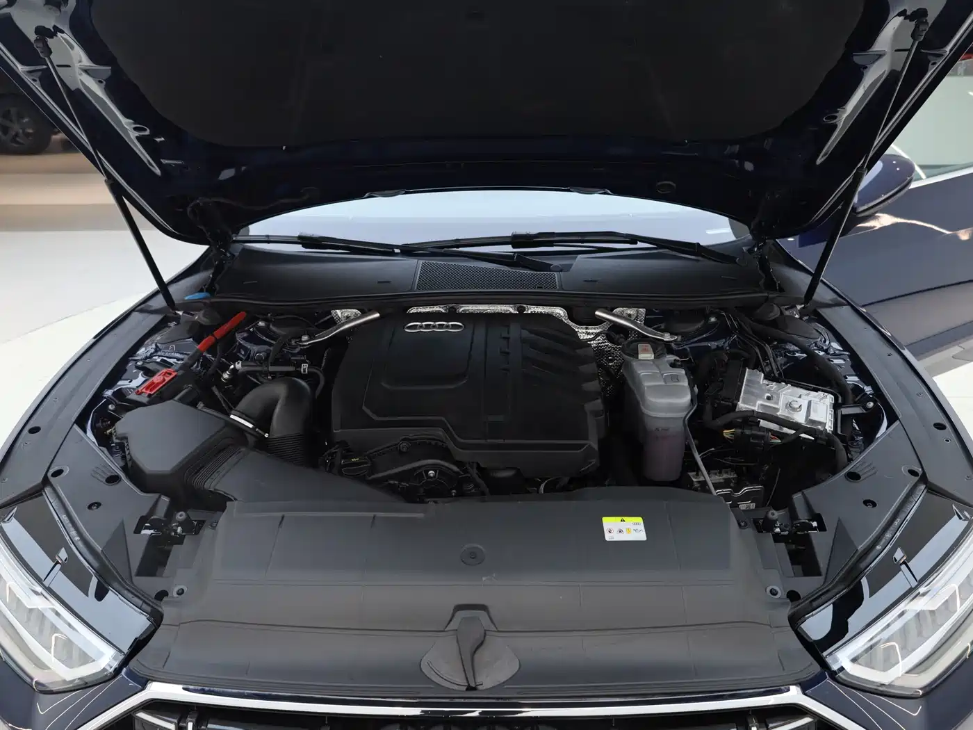 Audi A7L 2024 45TFSI S-line Dream Edition Crystal Package фото 13