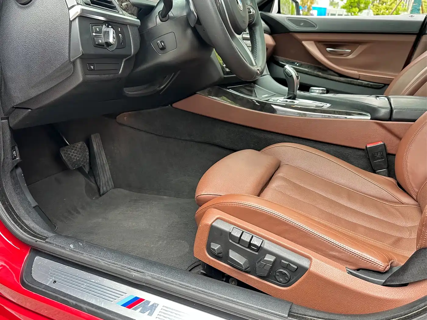 BMW 6 Series 2013 Facelift 640i Gran Coupe фото 10
