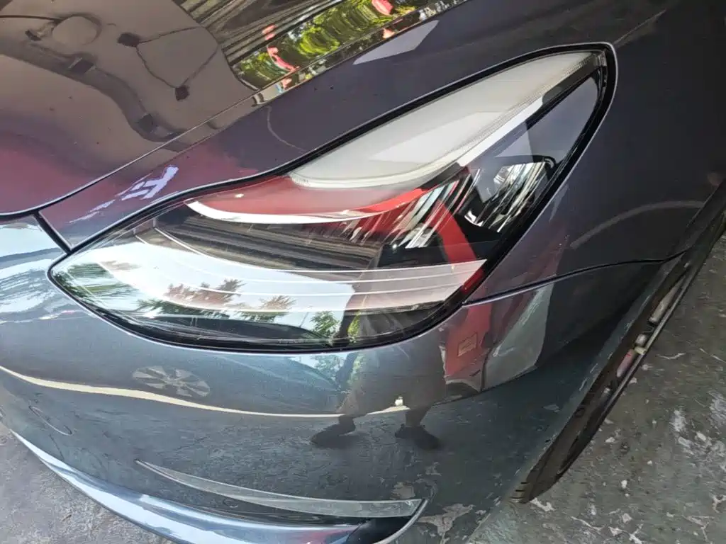 Photo 24 - Tesla Model 3 (Import)