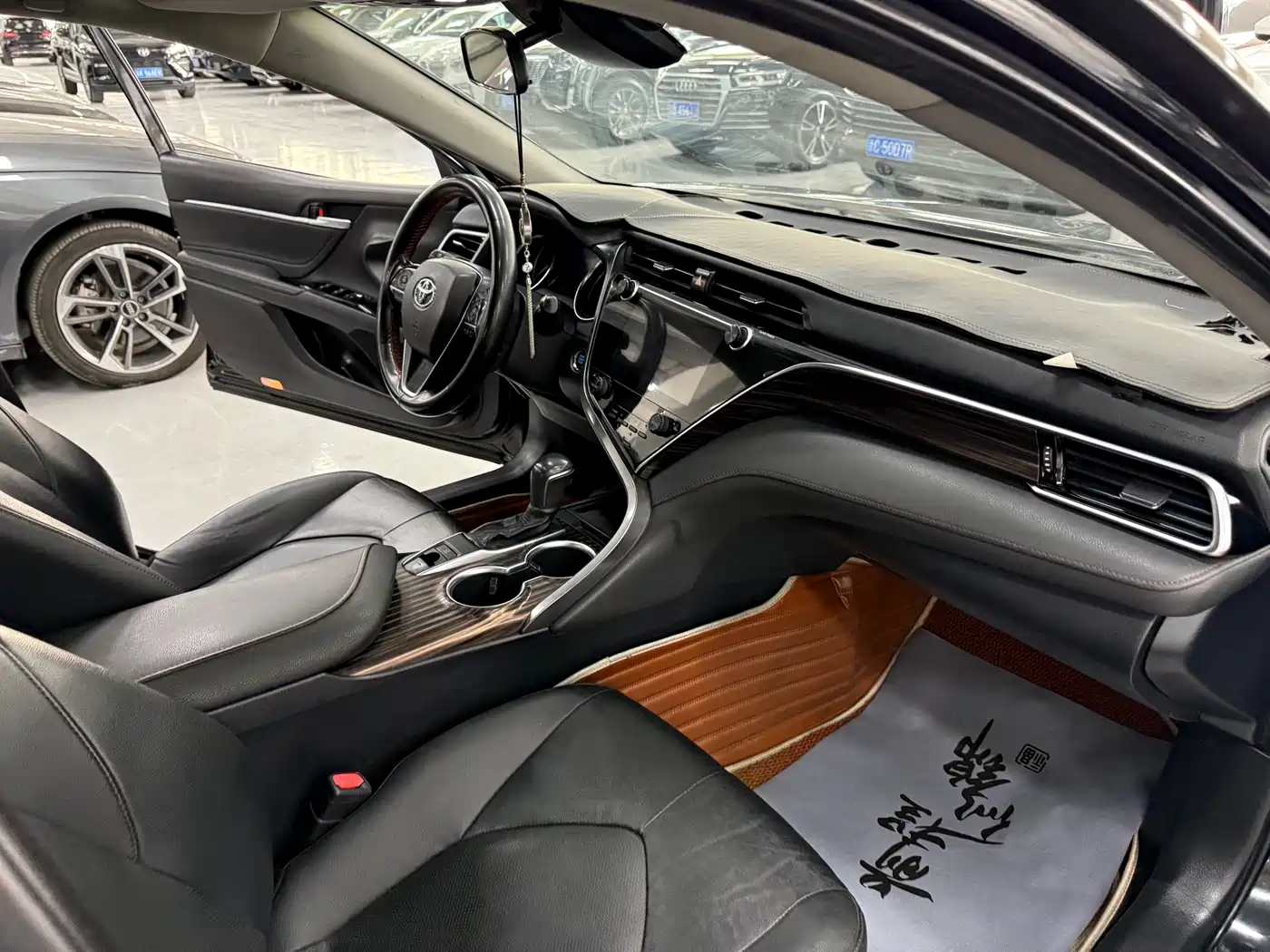 Toyota Camry 2019 2.0G Luxury (China V) фото 13