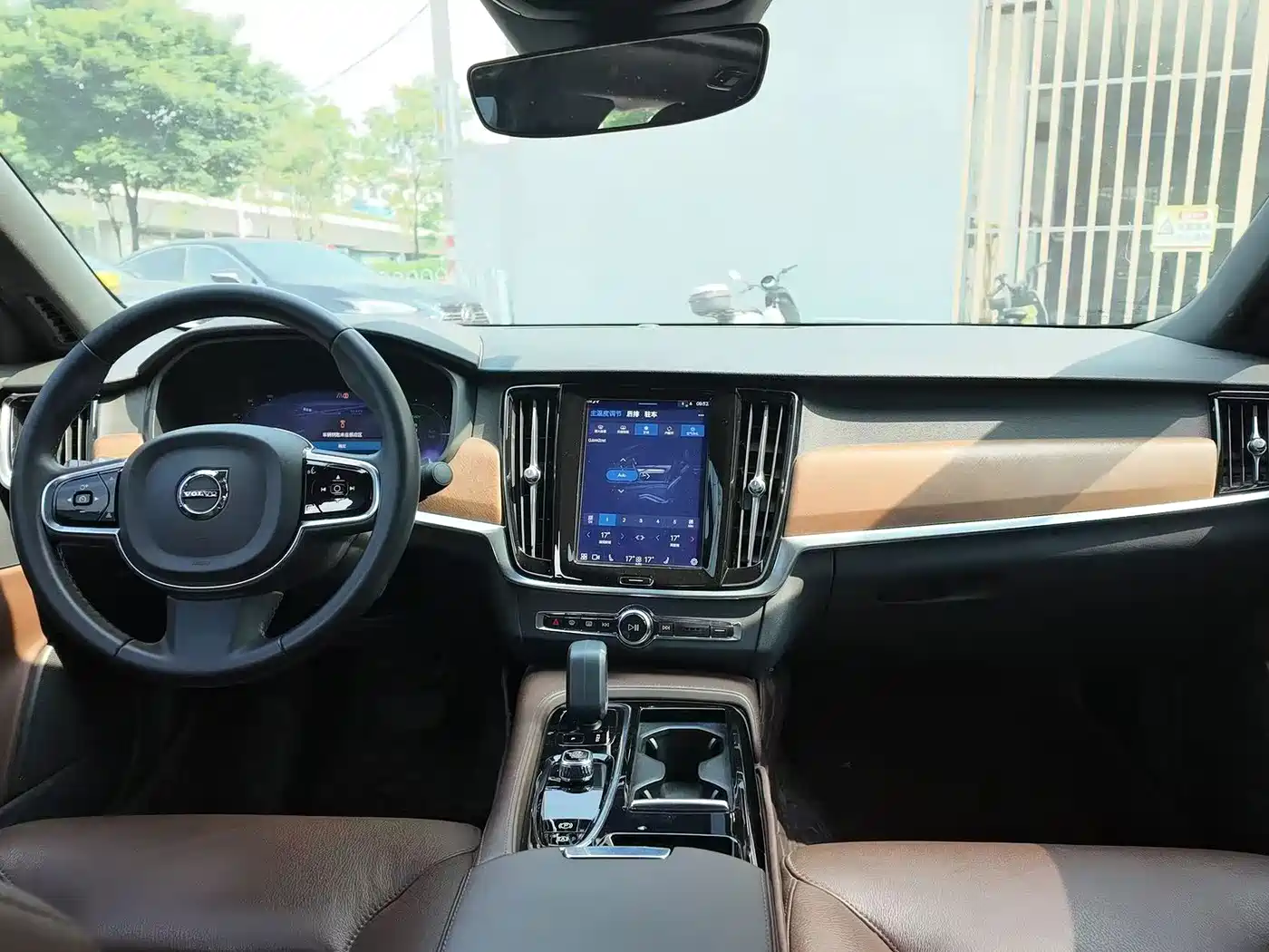 Volvo S90 Plug-in Hybrid 2023 2023 T8 Plug-in Hybrid AWD Long Range Smart Elite Luxury