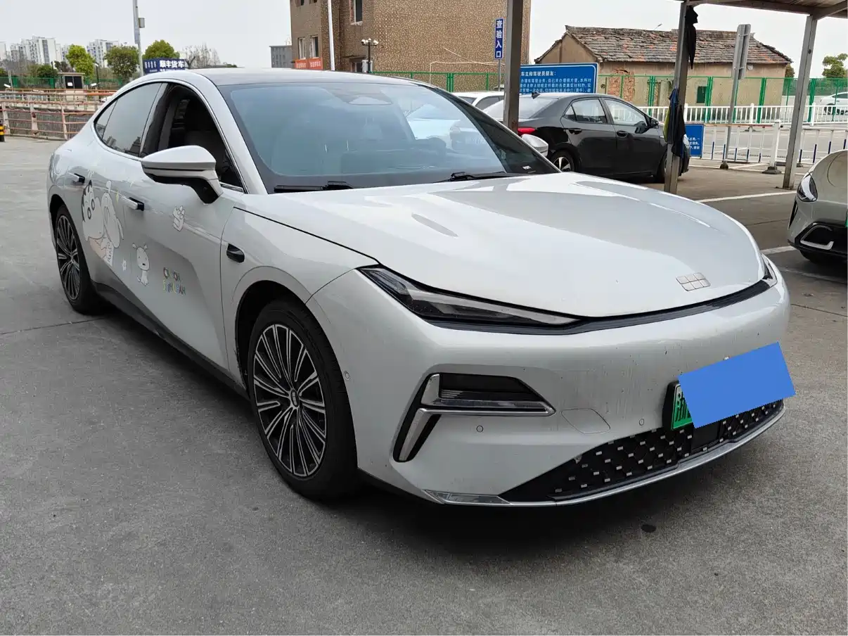 GEELY GALAXY GALAXY SPARKLE 8