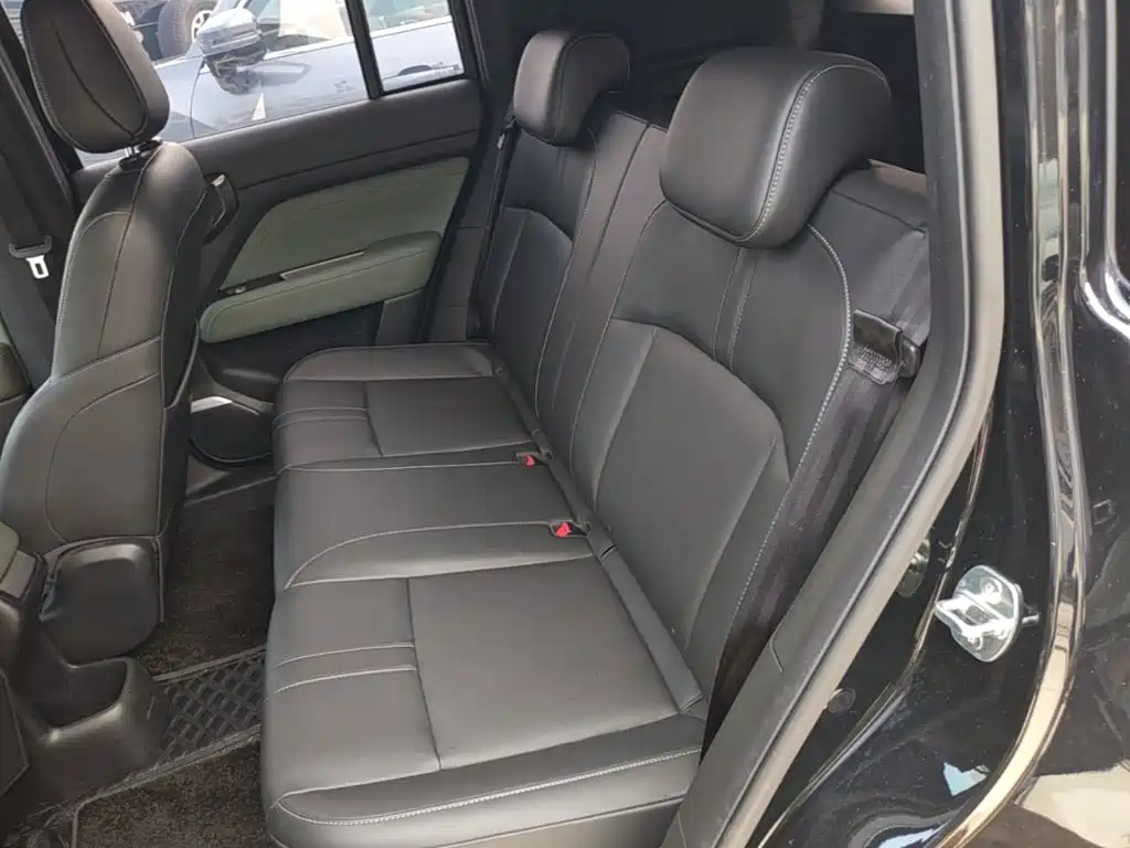 Baojun Yueye Plus 2024 2024 Smart Premium 4-Seater