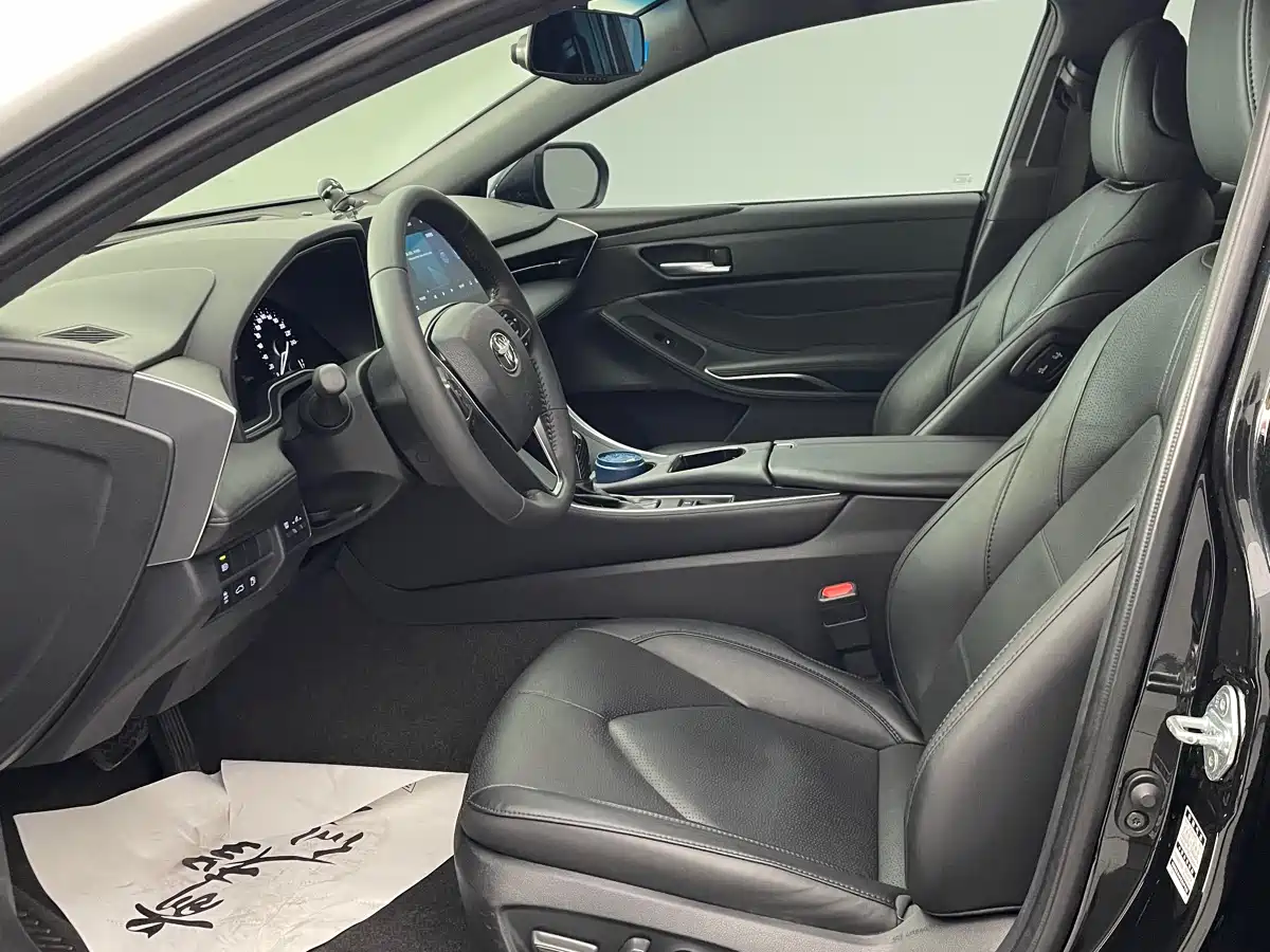 Toyota Avalon 2024 2.0L Luxury Edition фото 7