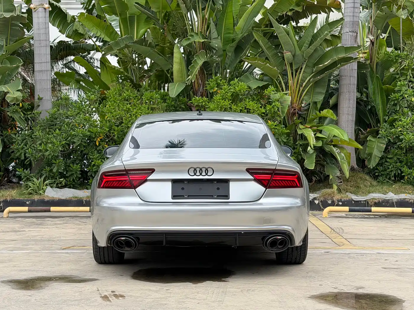Audi A7 2012 3.0TFSI quattro Luxury Model фото 19