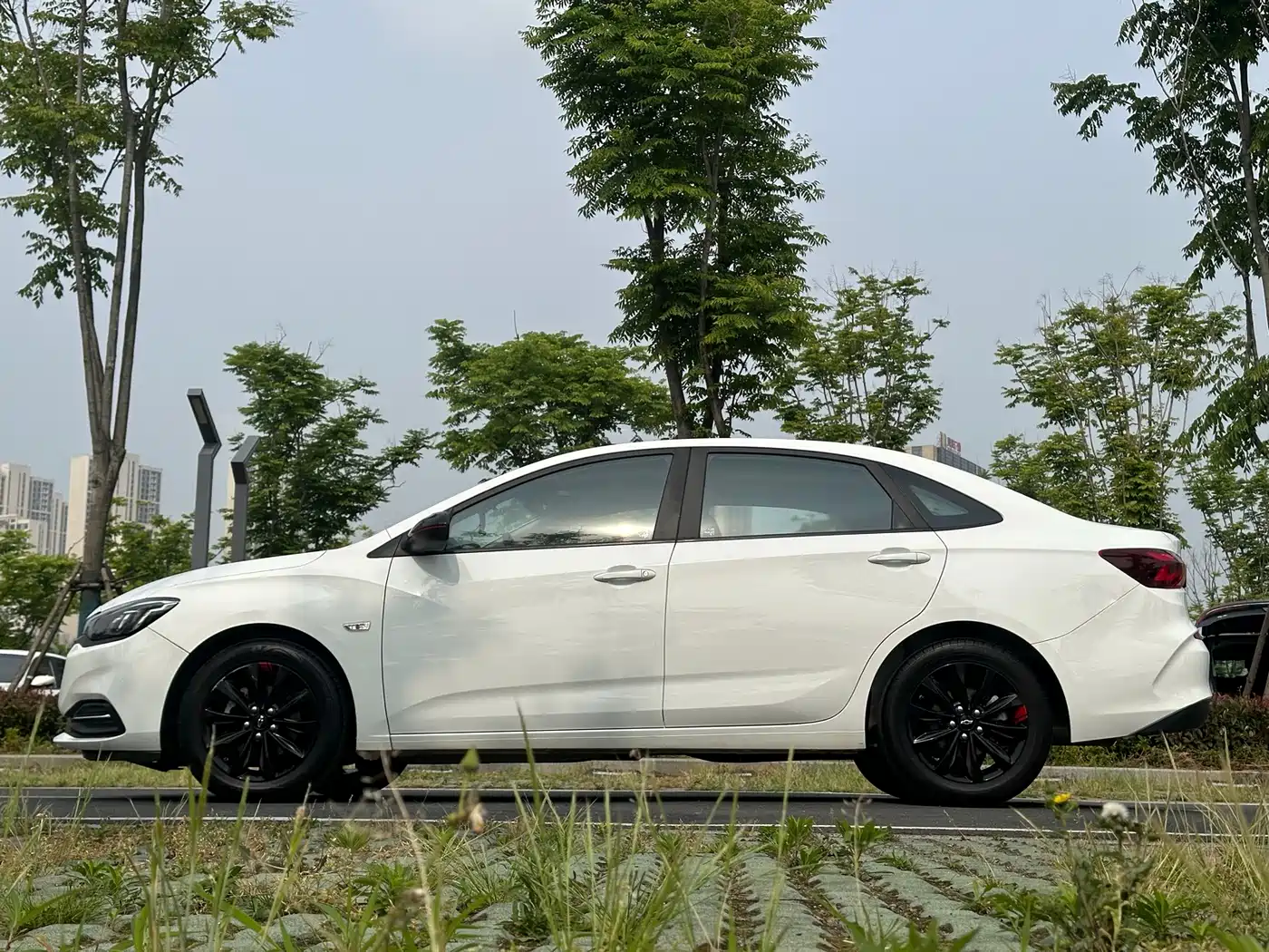 Chevrolet Monza 2019 Redline 320T DCT Refreshing Edition VI фото 3
