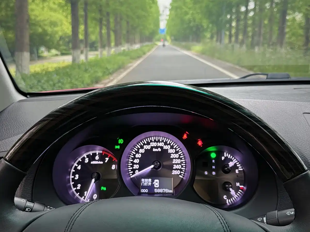 Lexus GS 2010 300 фото 25