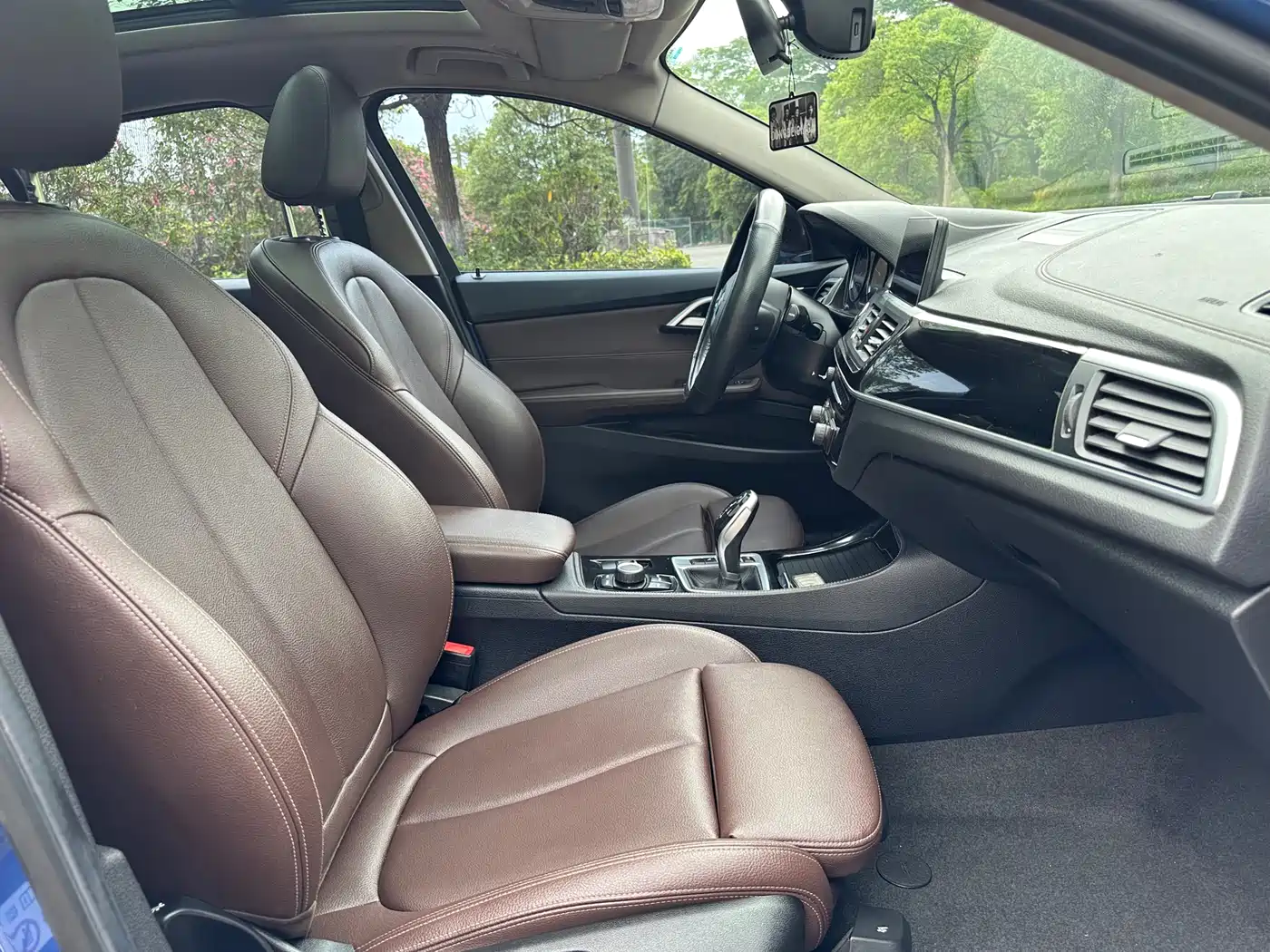 BMW 1 Series 2020 Model 120i M Sport Package фото 31