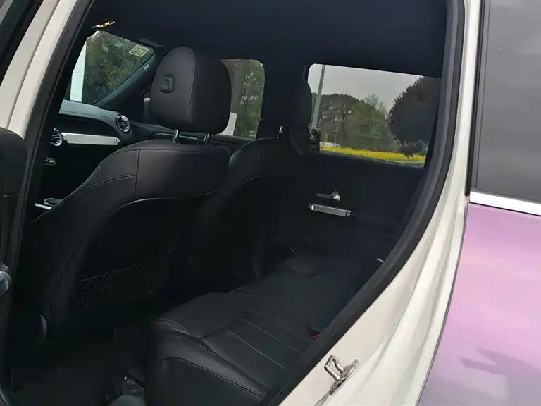 Mercedes-Benz GLB 2024 GLB 220 Dynamic фото 7
