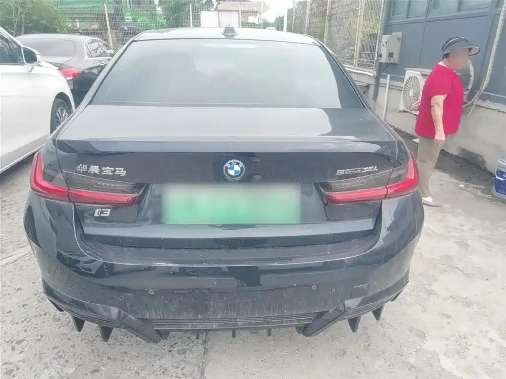 BMW i3 2024 eDrive 35 L фото 6
