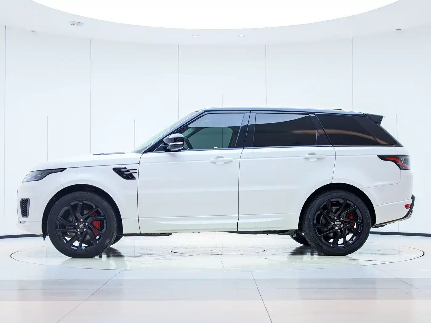 Land Rover Range Rover Sport 2018 3.0 SC V6 HSE DYNAMIC фото 2