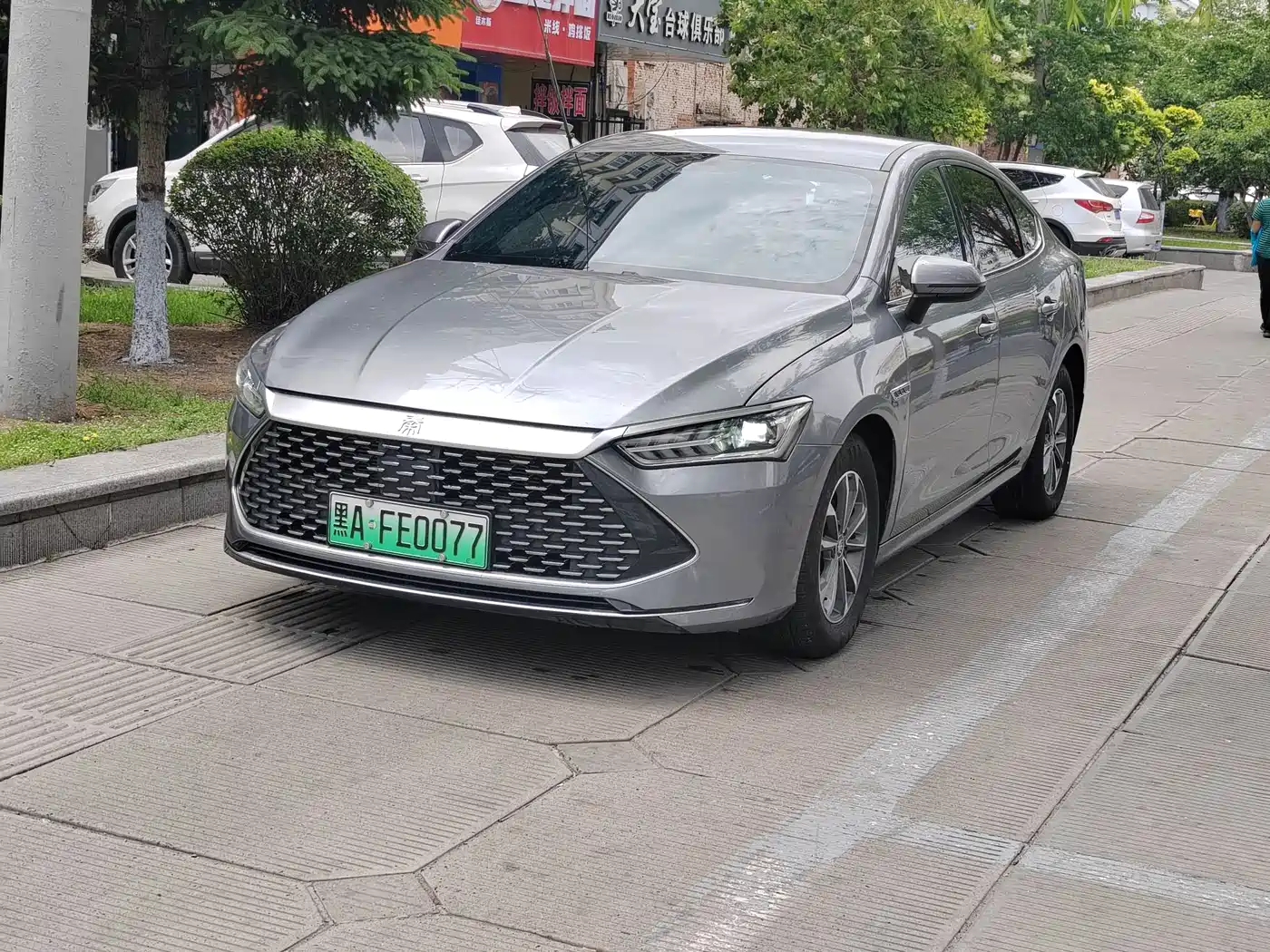 Photo 2 - BYD Qin PLUS