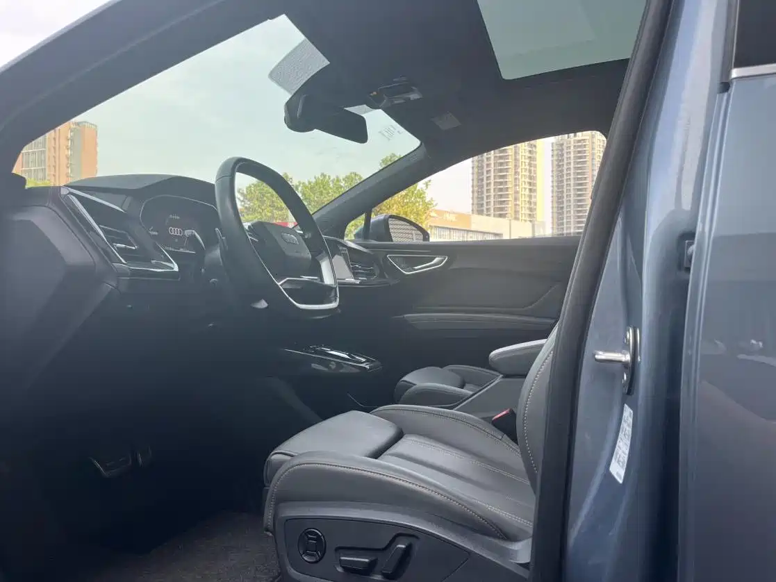 Audi Q4 e-tron 2024 40 e-tron Creation Edition фото 10