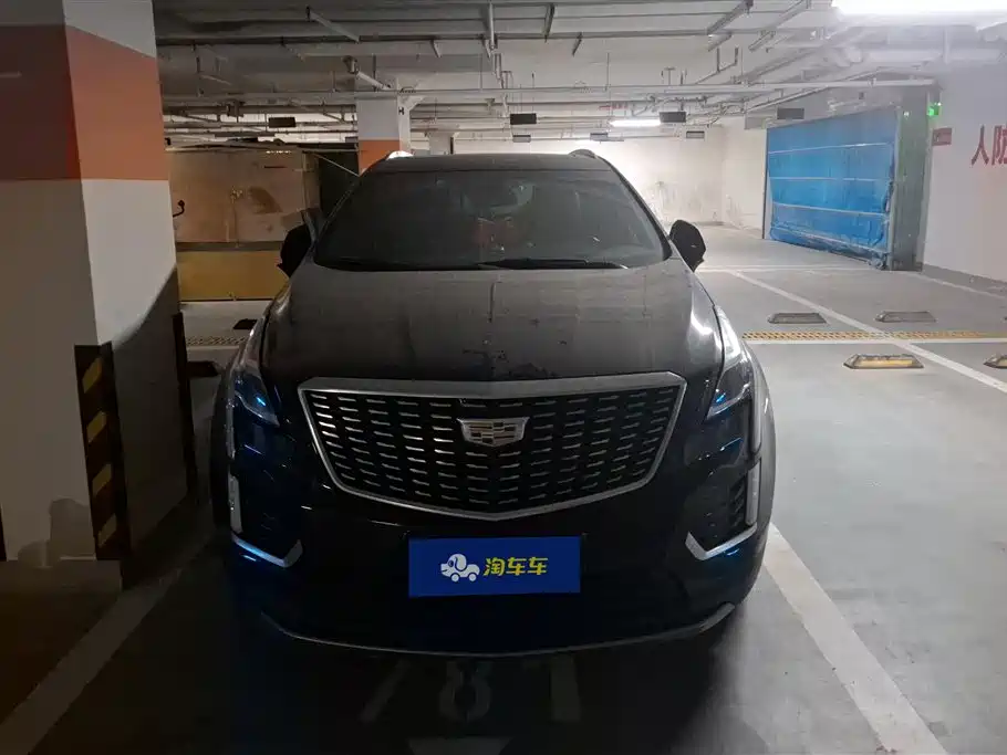 CADILLAC XT5