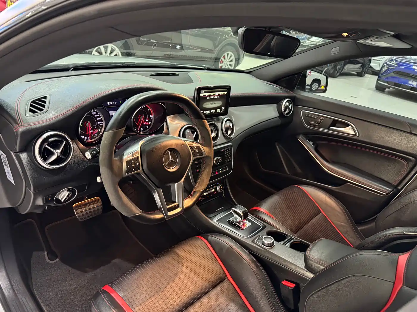 Mercedes-Benz CLA AMG 2014 AMG CLA 45 4MATIC фото 5