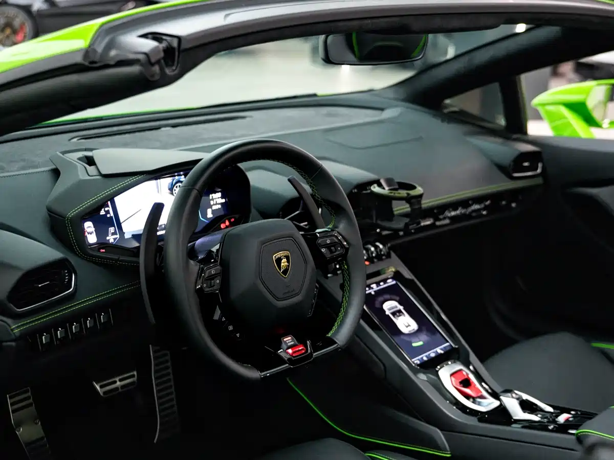 Lamborghini Huracán 2023 2020 Huracán EVO RWD Spyder