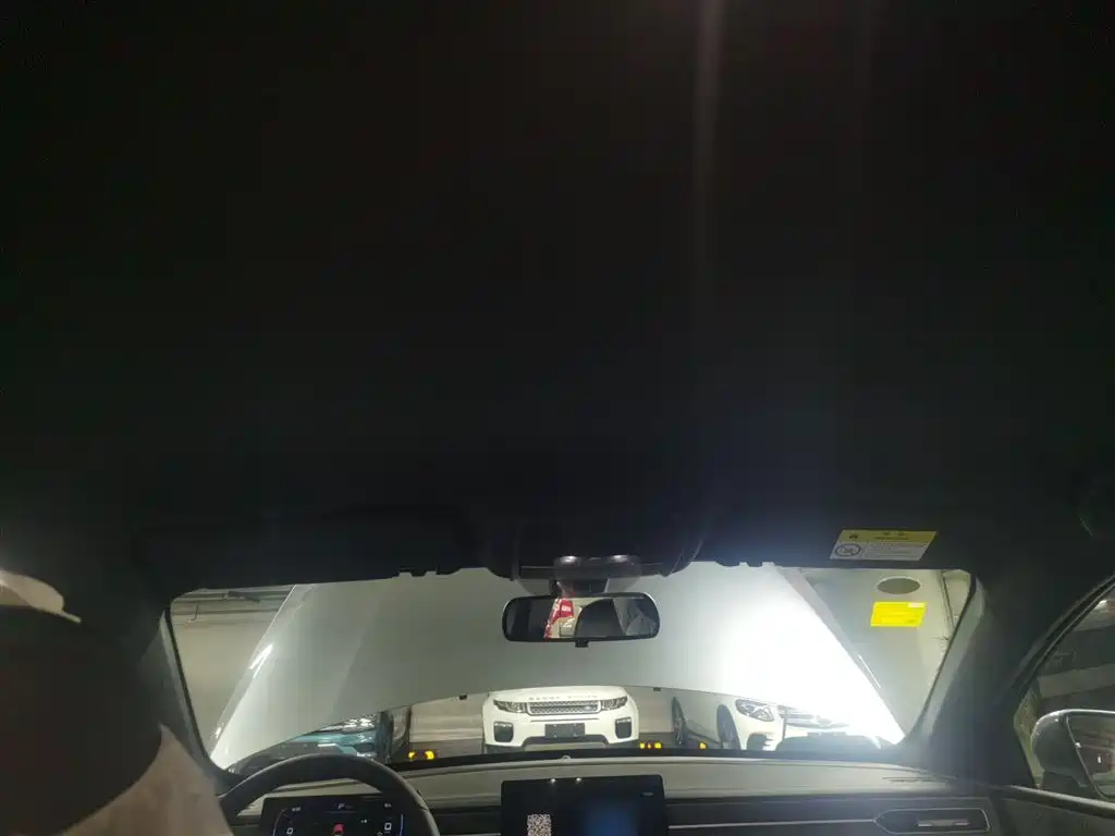 BYD Qin PLUS 2026 DM-i Smart Edition 128KM Progressive фото 18