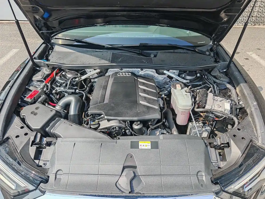 Audi A6L 2023 40 TFSI Luxury Elegance фото 15
