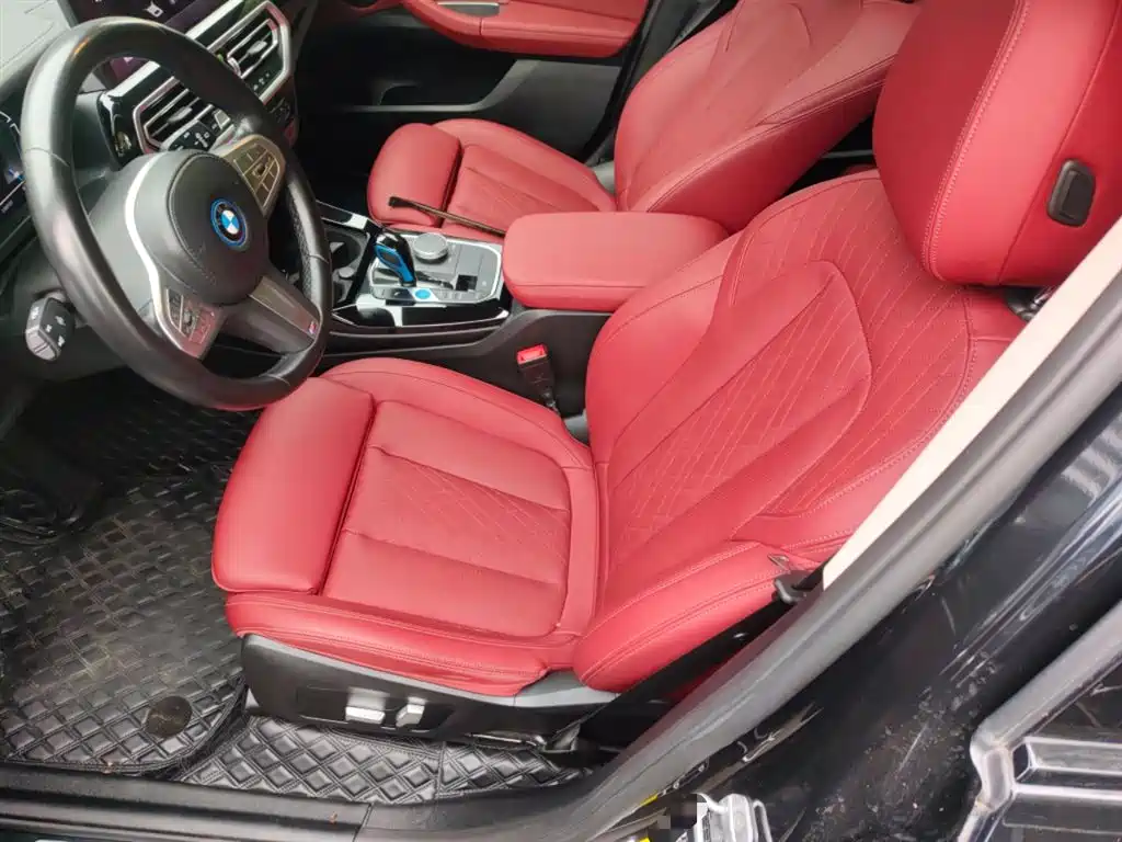BMW iX3 2022 Leading Edition фото 15