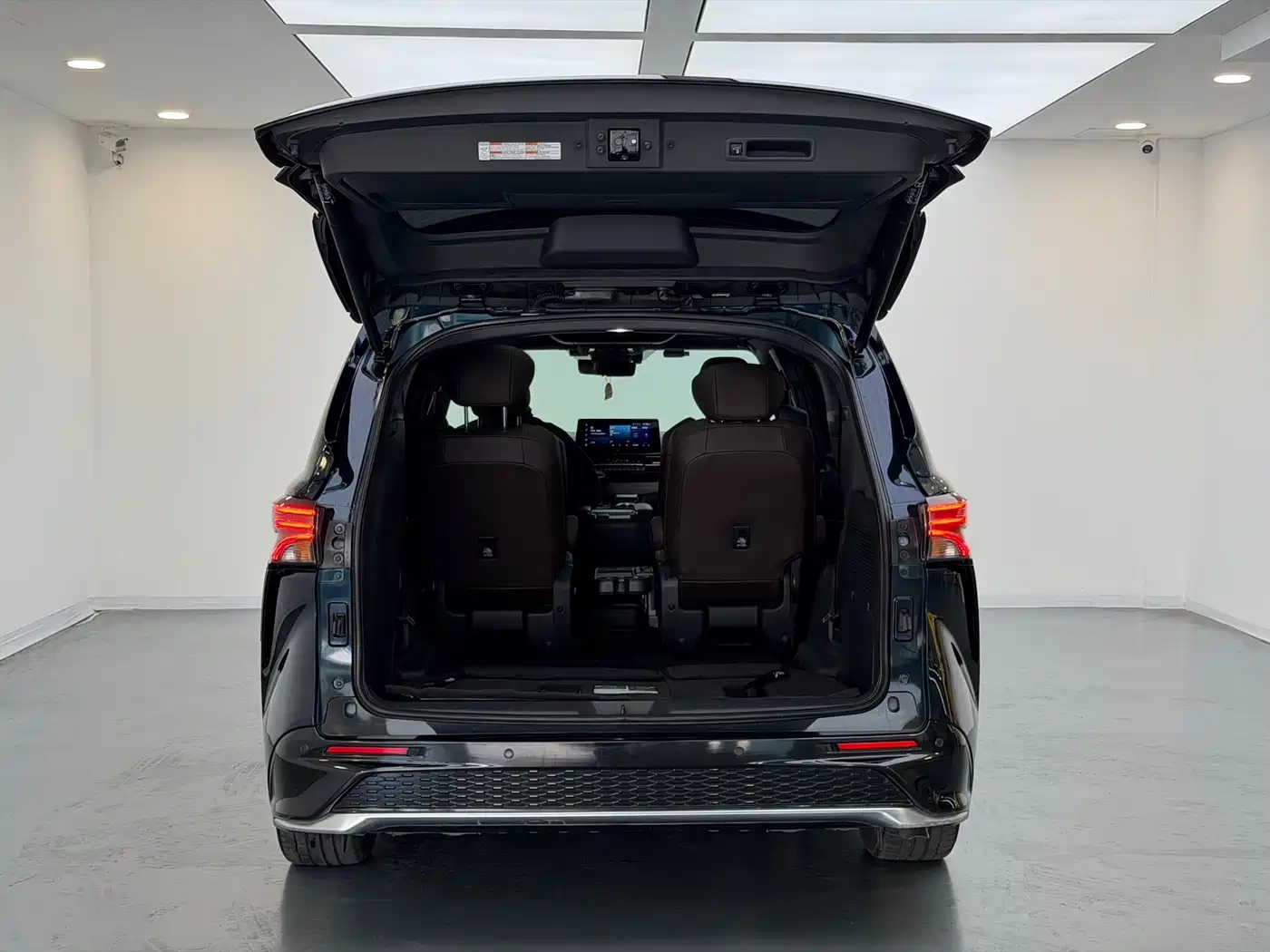 Toyota Granvia 2023 2023 2.5L Hybrid Flagship VIP Edition