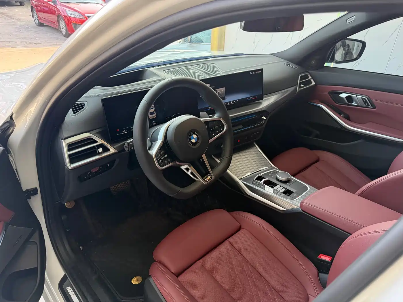 BMW 3 Series 2025 325Li M Sport Package фото 10