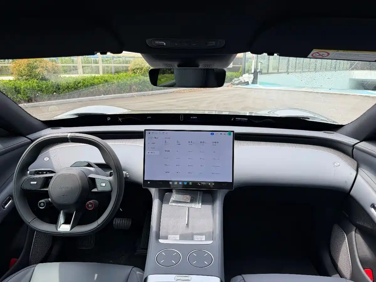 Xiaomi Auto Xiaomi YU7 2025 Extended Range AWD Pro фото 11