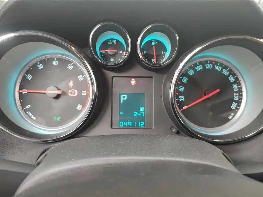 Buick Excelle 2014 XT 1.6L Automatic Fashion фото 13