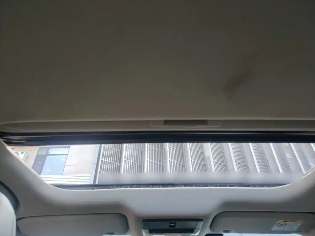Nissan SYLPHY, миниатюра 9