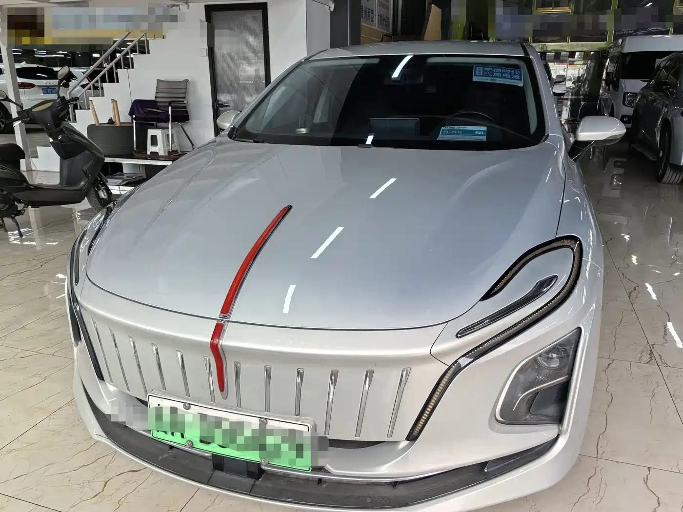 Hongqi E-QM5 2023 620km PLUS фото 2