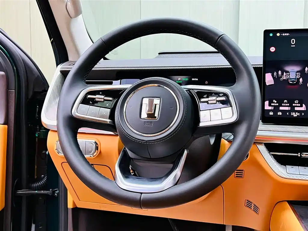 Tank 500 EV 2026 Hi4-Z Smart Edition фото 10
