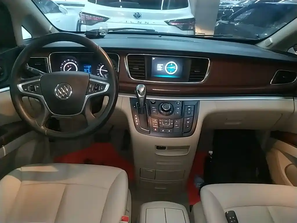 Buick GL8 2018 28T Luxury Model China VI фото 10