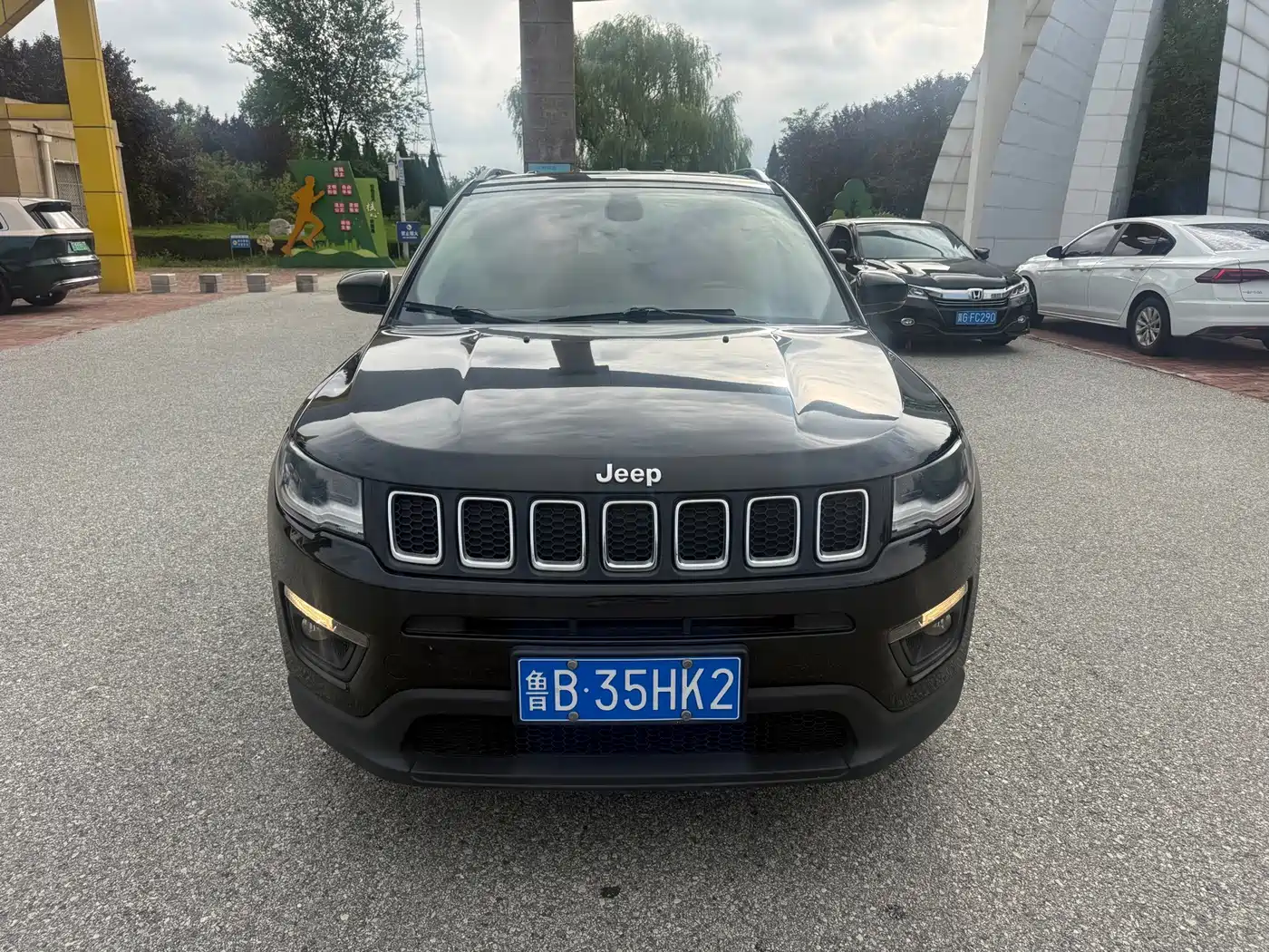 Фото 2 - Jeep Compass