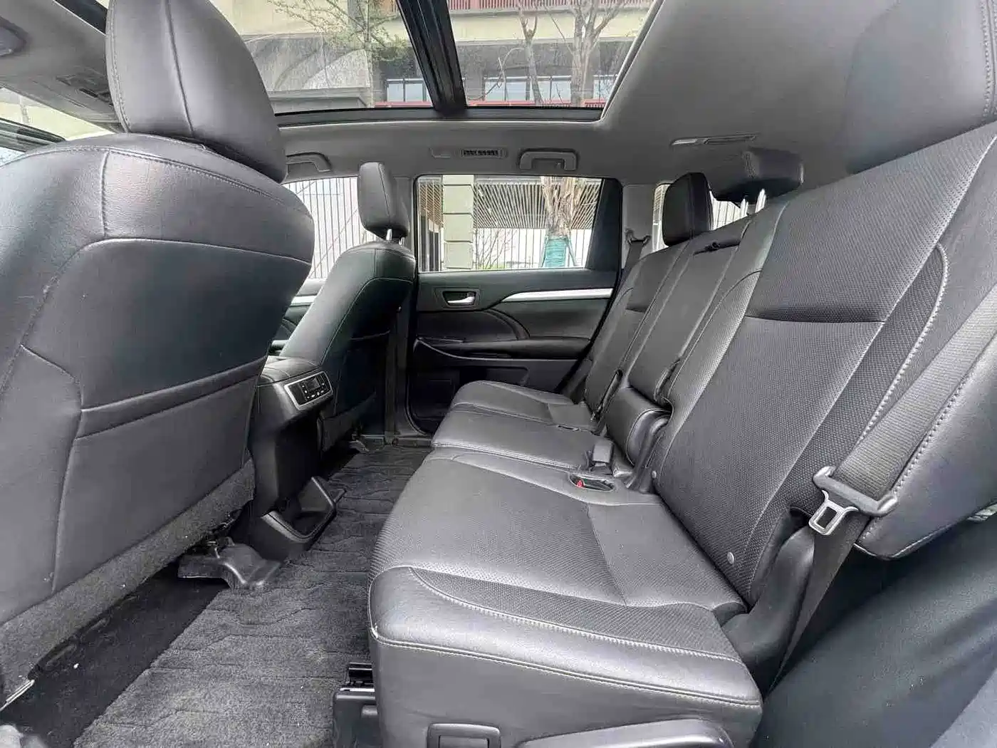Toyota Highlander 2015 2.0T AWD Luxury Edition 7-seater фото 11