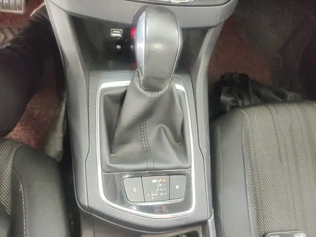 Peugeot 308S 2016 2015 1.2T Auto Dynamic Edition