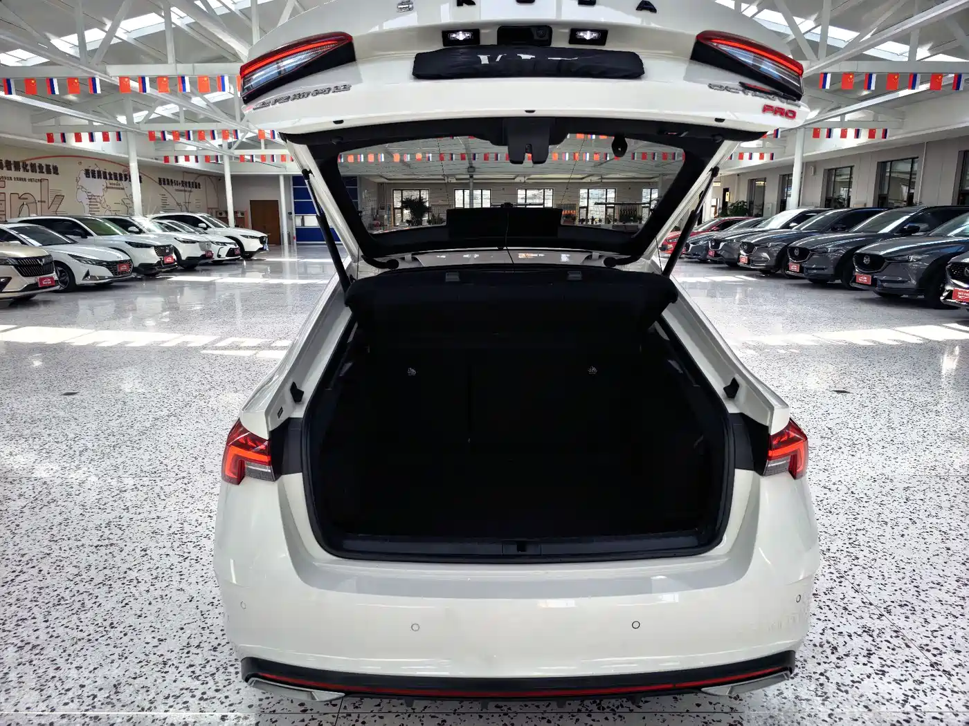 Škoda Octavia 2022 PRO TSI280 Premium Edition фото 16